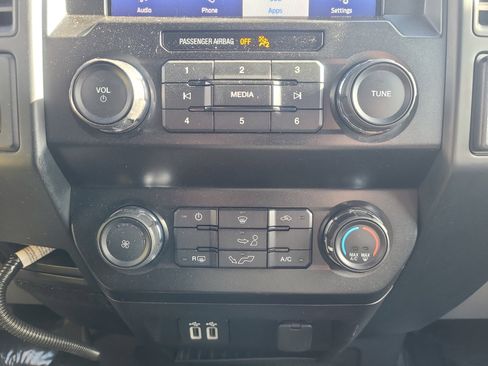 Certified 2020 Ford F150 XL w/ Equipment Group 101A Mid image 30