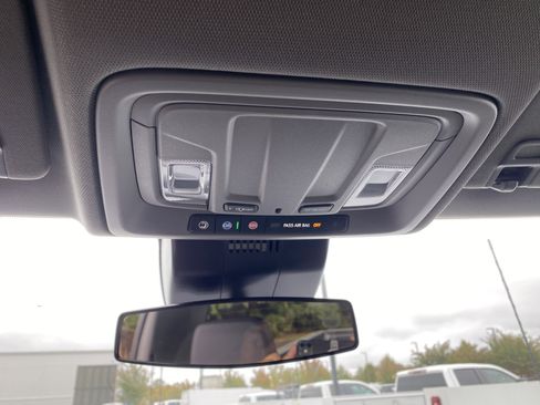 Used 2025 Chevrolet Silverado 2500 W/T w/ WT Convenience Package image 30