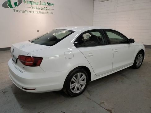Used 2017 Volkswagen Jetta S image 7