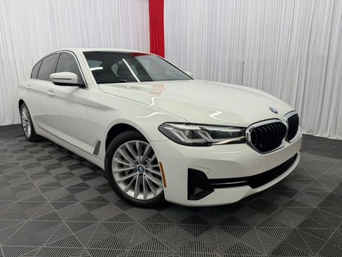Used 2023 BMW 530i xDrive w/ Premium Package AWD/4WD image 2