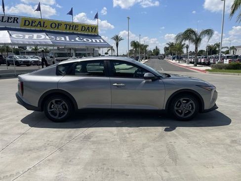 Used 2025 Kia K4 FWD image 9