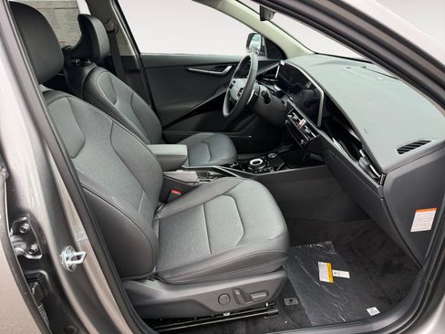 New 2026 Kia Niro Wave FWD image 19