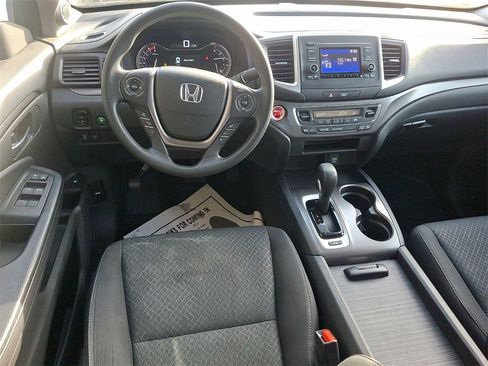 Used 2018 Honda Ridgeline Sport image 11