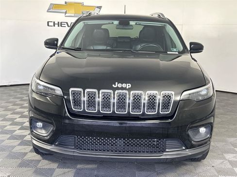 Used 2019 Jeep Cherokee Latitude Plus AWD/4WD image 8