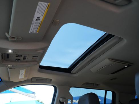 Used 2019 GMC Yukon XL Denali w/ Denali Ultimate Package image 14