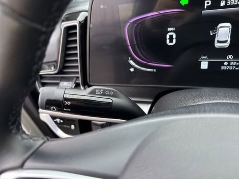 Used 2023 Kia Sportage EX image 22