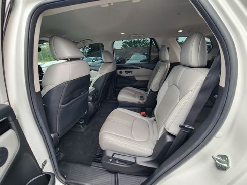 Used 2023 Honda Pilot EX-L image 16