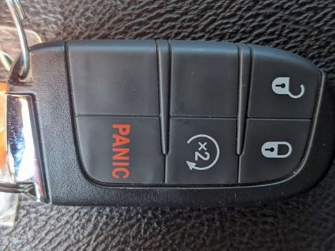 Used 2024 Jeep Compass Limited AWD/4WD image 32