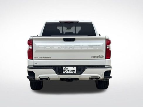 Used 2025 Chevrolet Silverado 1500 High Country AWD/4WD image 7