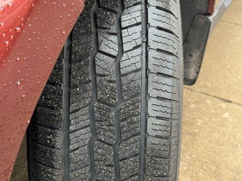 Used 2016 Ford Edge Titanium w/ Technology Package image 11