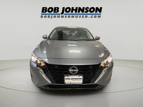 Used 2025 Nissan Sentra SV image 8