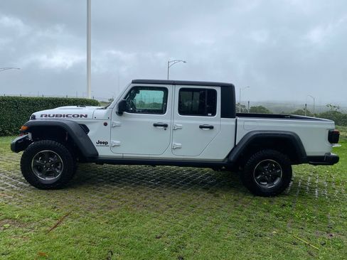 Used 2022 Jeep Gladiator Rubicon w/ LED Lighting Group AWD/4WD image 4