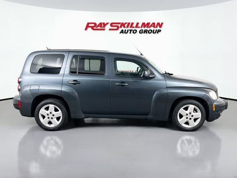Used 2011 Chevrolet HHR LT w/ My Link Package FWD image 8