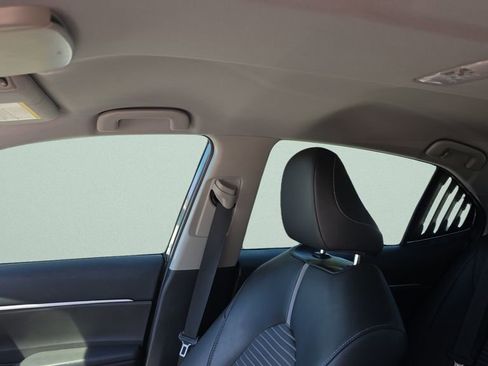 Used 2023 Toyota Camry SE w/ Convenience Package image 28