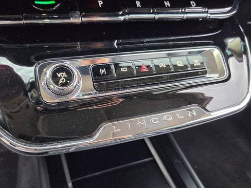Used 2024 Lincoln Corsair Reserve FWD image 29