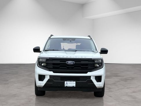 Used 2025 Ford Expedition Active AWD/4WD image 9
