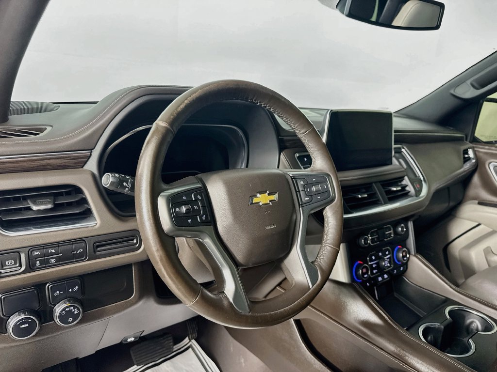 Used 2022 Chevrolet Tahoe LT w/ Luxury Package RWD image 10