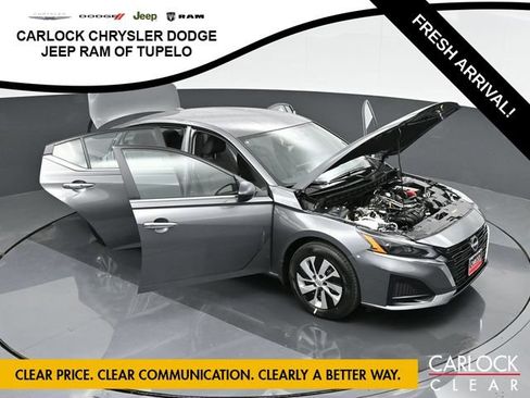 Used 2025 Nissan Altima 2.5 S FWD image 45