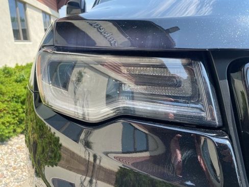 Certified 2022 Jeep Grand Cherokee Laredo X image 14