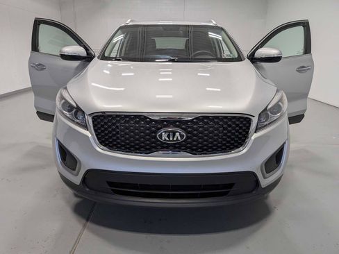 Used 2016 Kia Sorento LX AWD/4WD image 15