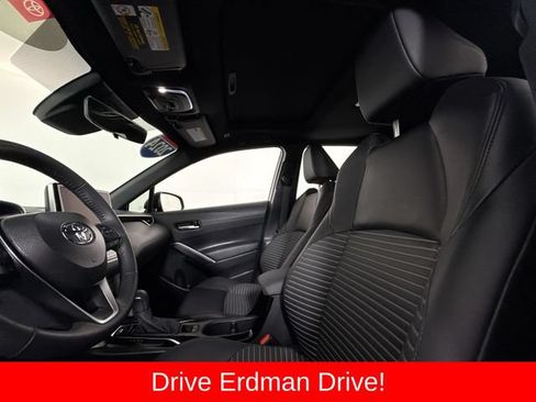 Used 2024 Toyota Corolla Cross AWD Hybrid w/ Convenience Package image 6