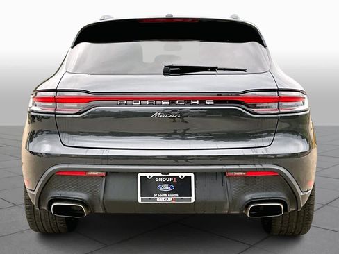 Used 2022 Porsche Macan image 4
