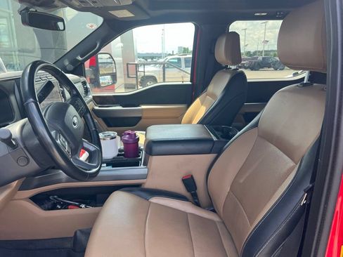 Used 2023 Ford F350 Lariat w/ Sport Appearance Package AWD/4WD image 4