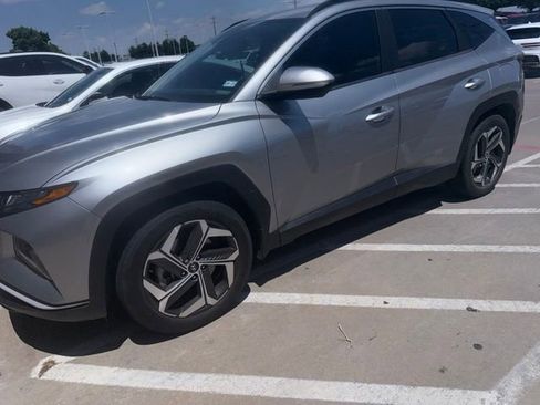Used 2022 Hyundai Tucson SEL w/ Convenience + Premium Package FWD image 2