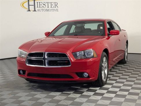 Used 2012 Dodge Charger SXT Plus image 4