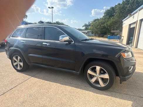 Used 2015 Jeep Grand Cherokee Limited RWD image 3