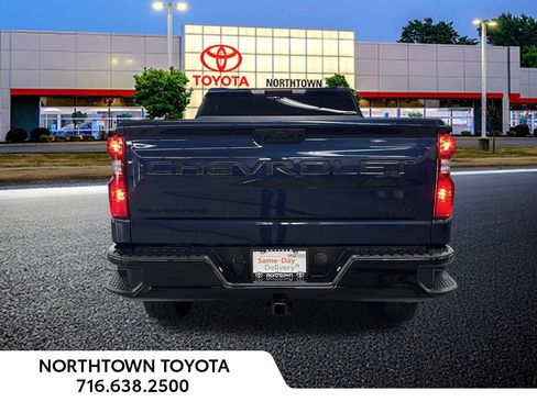 Used 2023 Chevrolet Silverado 1500 Custom Trail Boss w/ LPO, Dark Essentials Package image 22