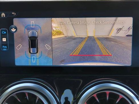 New 2026 Mercedes-Benz GLB 250 image 13