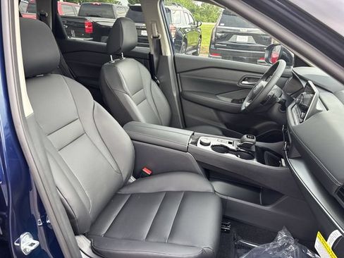 New 2026 Nissan Rogue Dark Armor AWD/4WD image 24