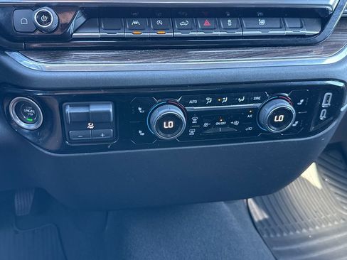 Used 2023 Chevrolet Silverado 1500 RST image 23