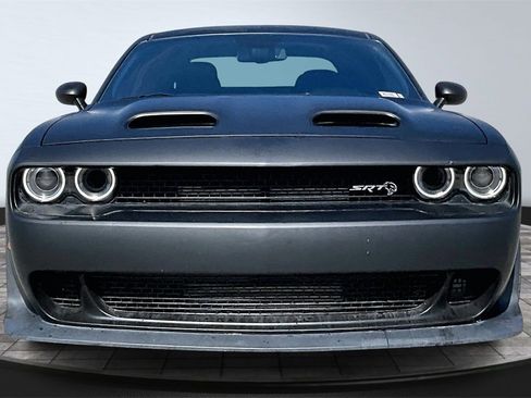 Used 2019 Dodge Challenger SRT Hellcat Redeye image 26