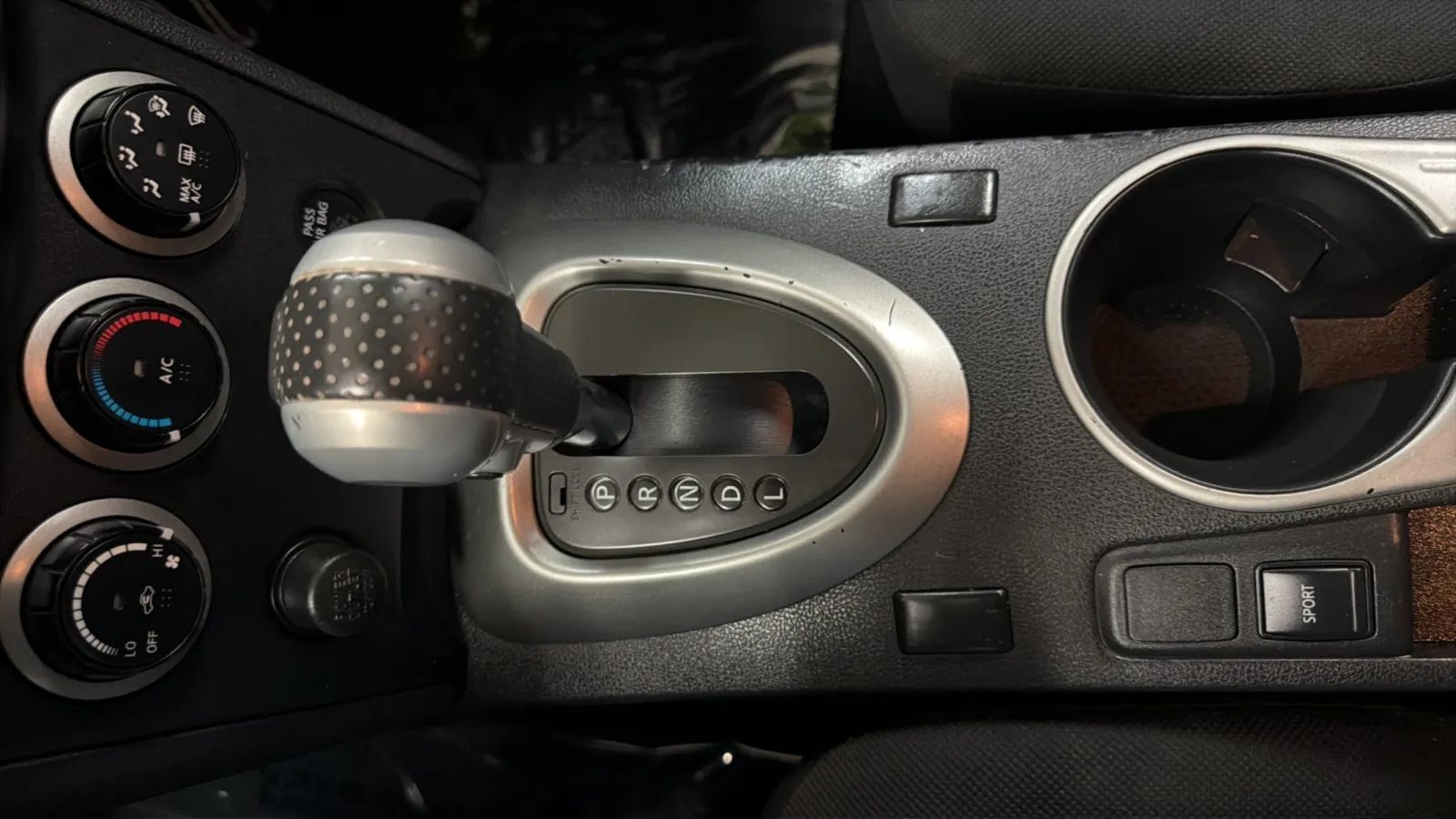 Used 2013 Nissan Rogue S FWD image 12