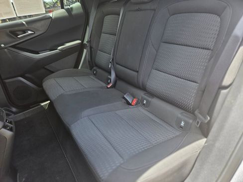 Used 2026 Chevrolet Equinox LT AWD/4WD image 14