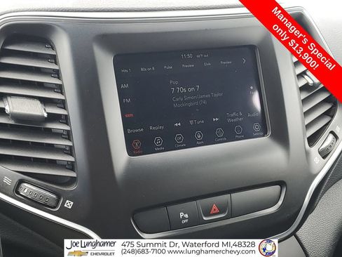 Used 2020 Jeep Cherokee Latitude Plus AWD/4WD image 15