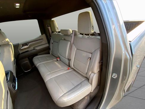 Used 2023 GMC Sierra 1500 SLT w/ SLT Premium Package AWD/4WD image 20