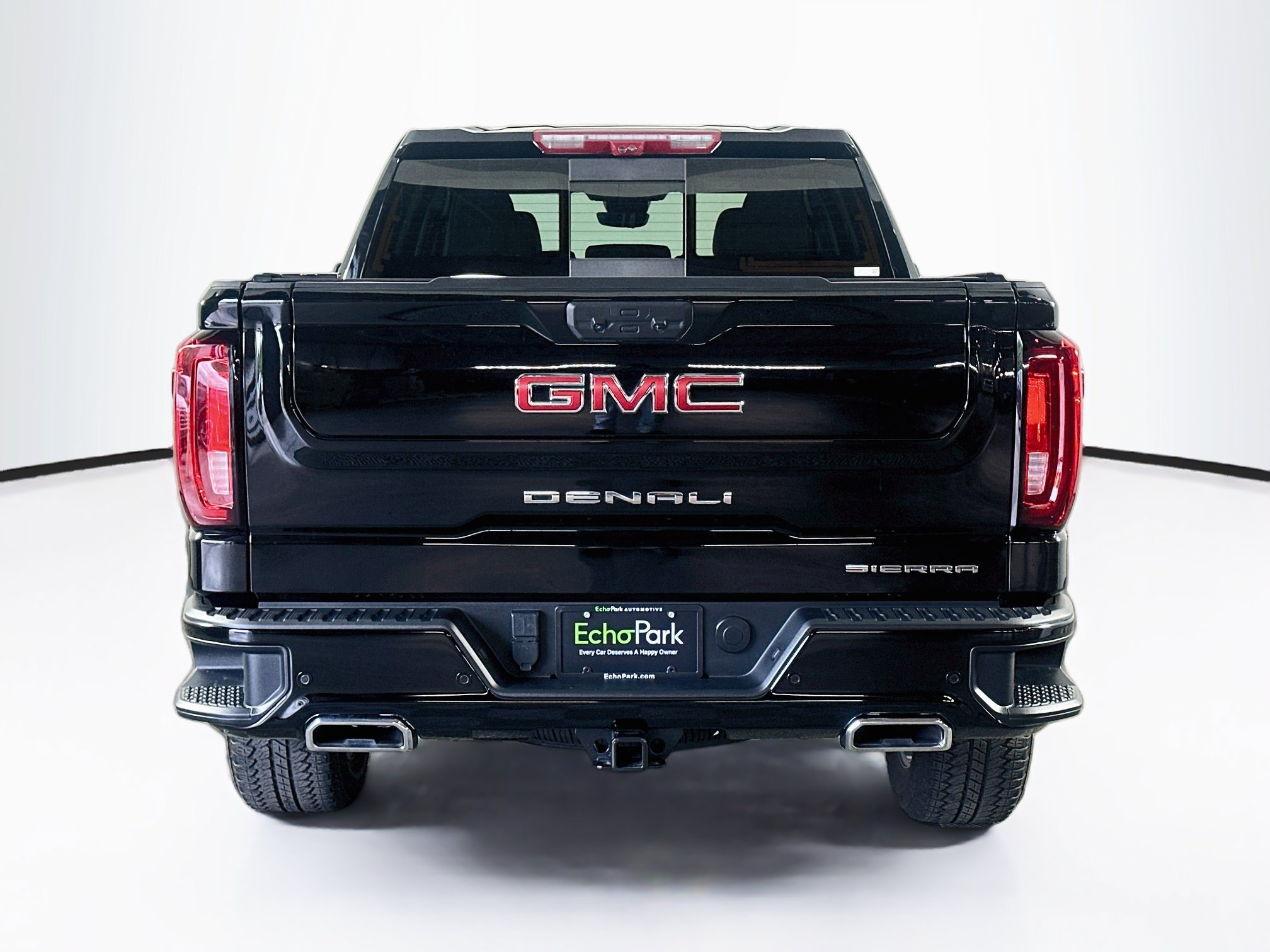 Used 2024 GMC Sierra 1500 Denali w/ Technology Package AWD/4WD image 7