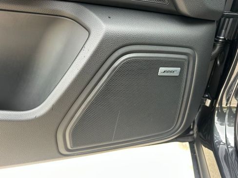 Certified 2026 Porsche Macan Turbo AWD/4WD image 22