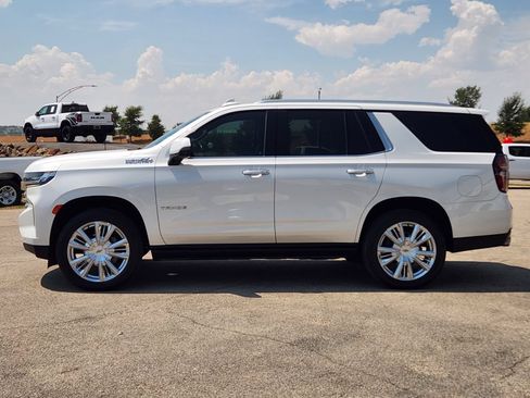 Used 2021 Chevrolet Tahoe High Country AWD/4WD image 4