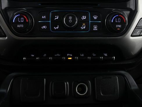 Used 2015 Chevrolet Silverado 2500 LTZ w/ LTZ Plus Package image 6