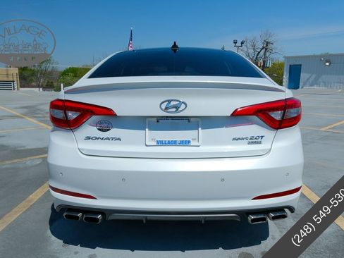 Used 2015 Hyundai Sonata Limited 2.0T FWD image 4