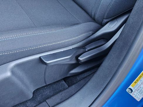 New 2026 Chevrolet Equinox EV LT image 30