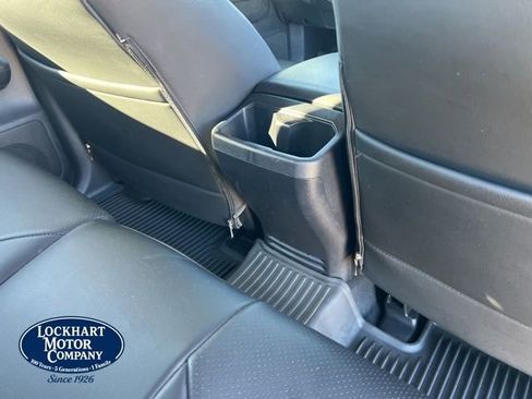 Used 2018 Toyota Tacoma TRD Sport w/ Technology Package image 33