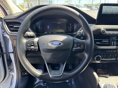 Used 2025 Ford Escape Active AWD/4WD image 33