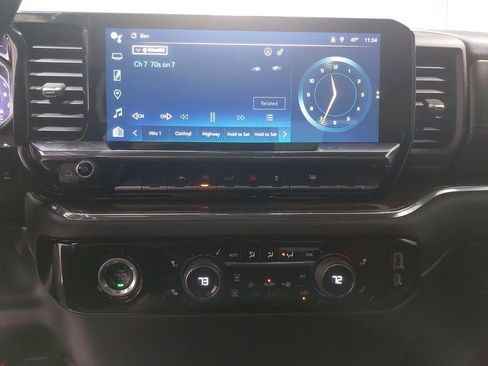 Used 2024 Chevrolet Silverado 1500 LT image 19