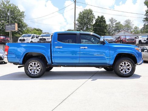 Used 2016 Toyota Tacoma SR5 RWD image 8