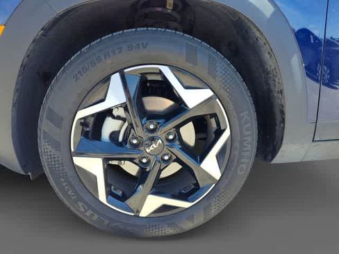 Used 2024 Kia Seltos EX image 9